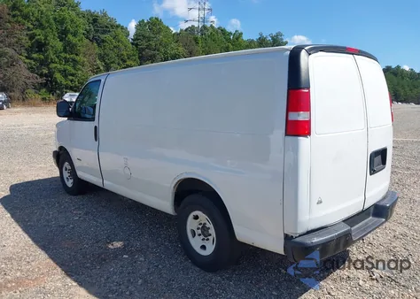 2017 Chevrolet Express 2500 Work Van из США, поврежденный, VIN 1GCWGAF17H1318313